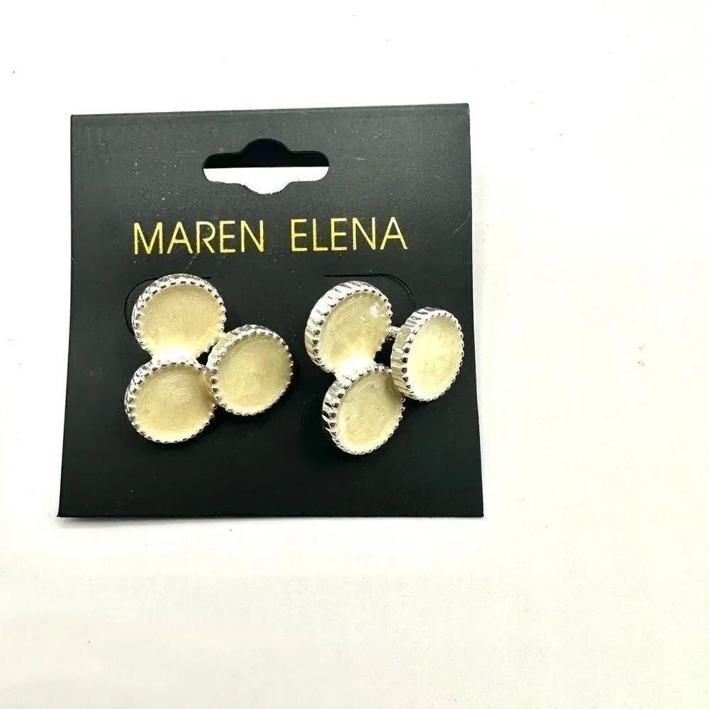 Maren Elena 3 circle  post earrings